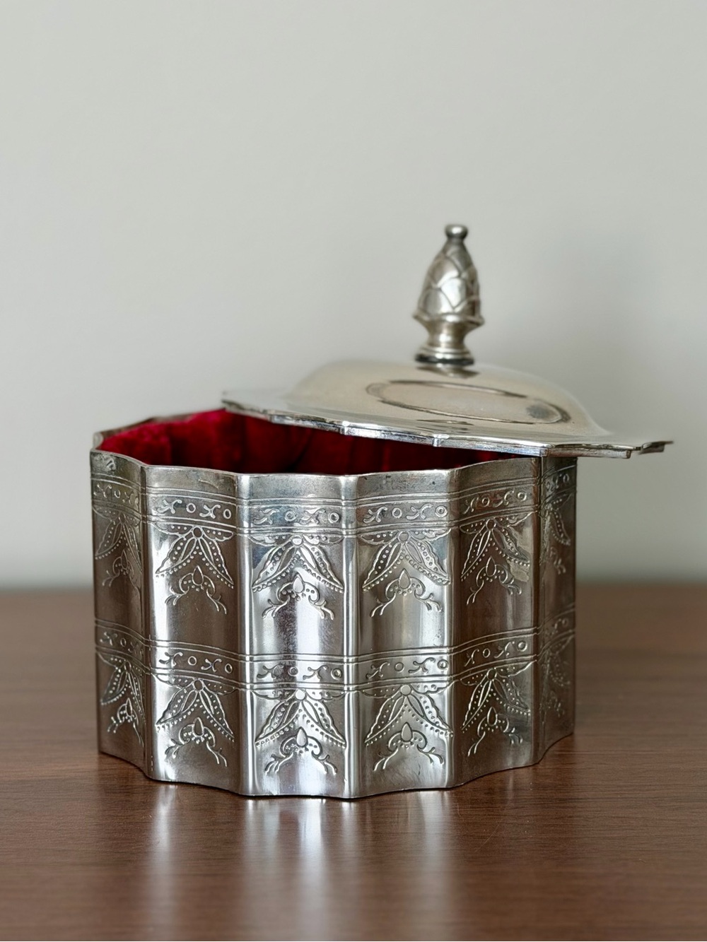Vintage Godinger Silverplate Red Velvet Jewelry Box 1991